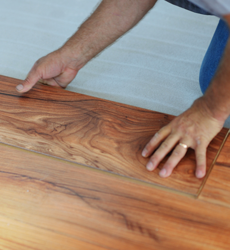 Dřevěná podlaha, která vydrží léta: jak na ni?